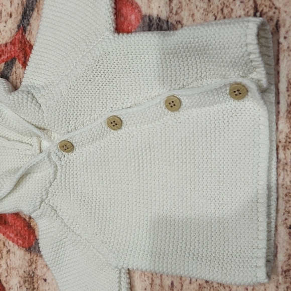 Knit sweater - Picture 2 of 5